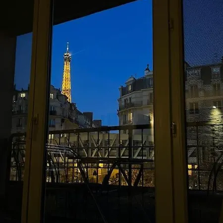 Vue Imprenable Tour Eiffel Parigi